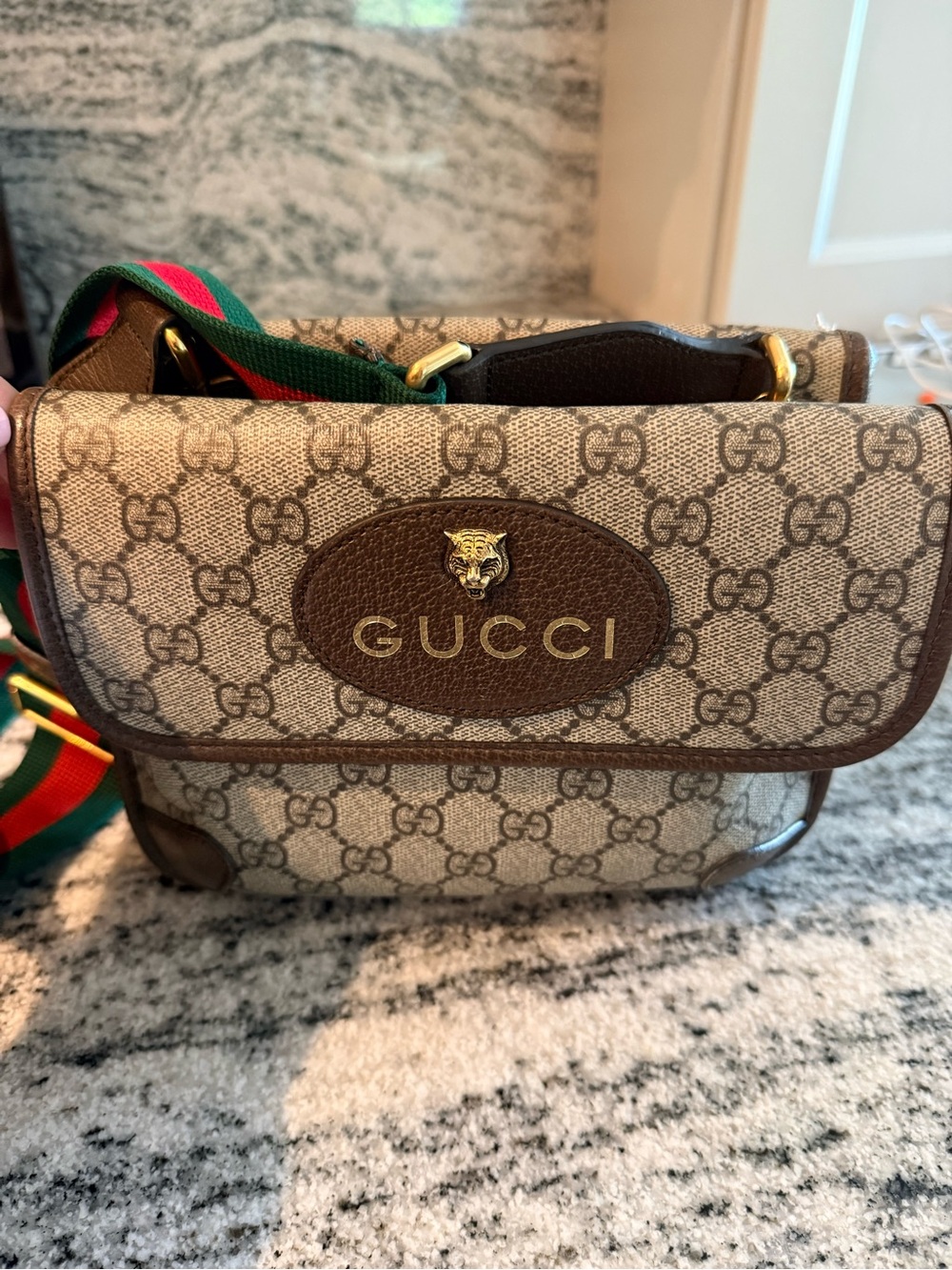 Like New Gucci Neo Vintage GG Supreme Small Messenger/Crossbody Bag